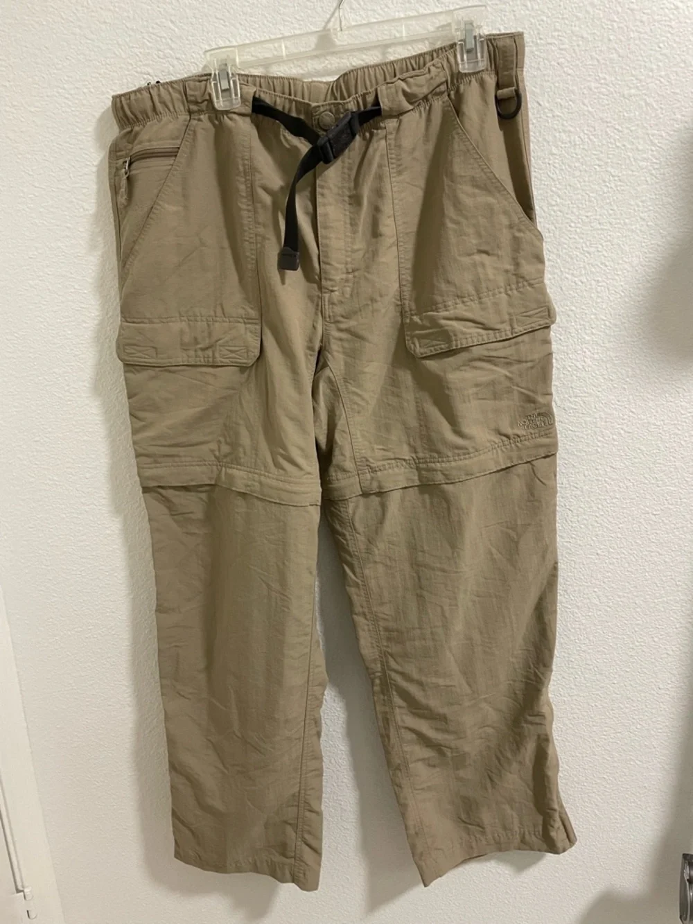 The North Face Men's Cargo Hiking Pants in Khaki